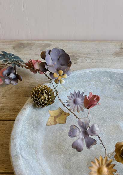 Weldaad Authentic Interior metal flowers